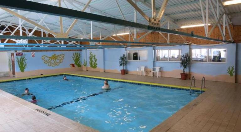 Rental apartment with jacuzzi & pool — photo 3