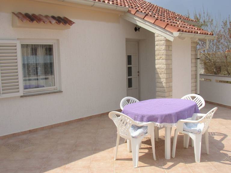 Apartament Povljana