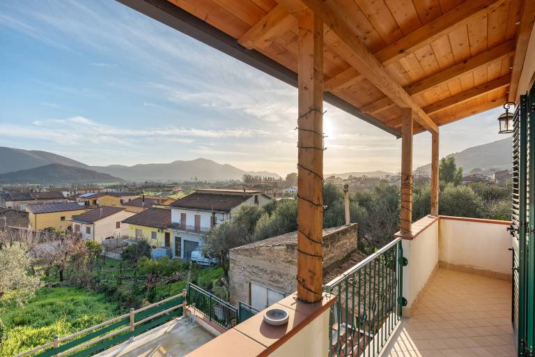 Holiday Home 'La Casa di Paddington' with Private Pool, Wi-Fi & Air Conditioning in Caserta