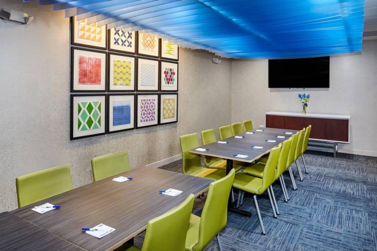 Holiday Inn Express & Suites Chicago North Shore - Niles By IHG — photo 5