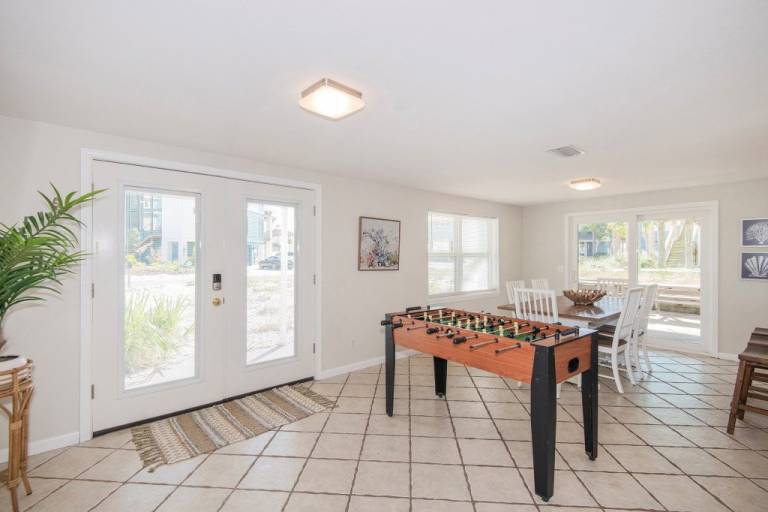 Children-friendly vacation home with terrace & barbecue | Beach view | Next to the beach | Pets are welcome — photo 5