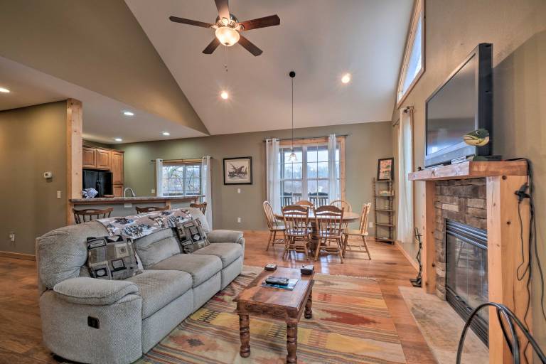 Sevierville Cabin w/ Lake Views & Wraparound Porch — photo 4