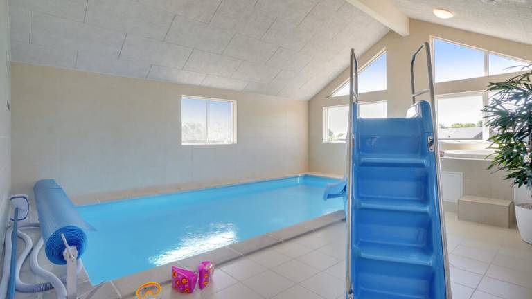 Vacation home with sauna, garden & private pool in Sønderborg