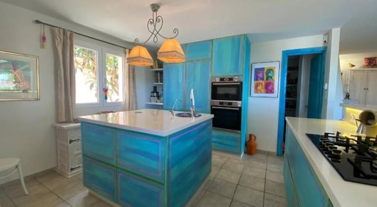 Fully equipped beautiful villa with grill, patio & private pool | Beach nearby | Good for workation | Pet-friendly — photo 4