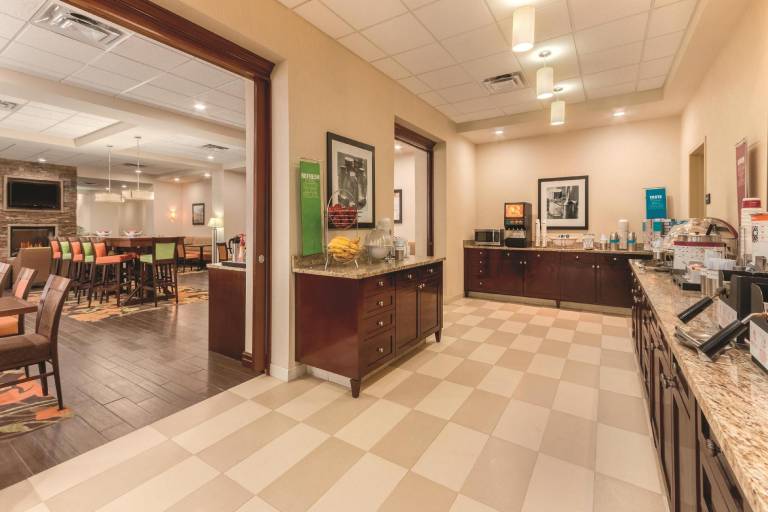Hampton Inn by Hilton Edmonton/South — photo 5