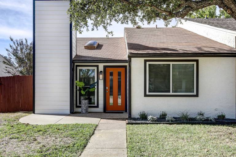 Stylish Allen Home near Watters Creek Village — photo 3