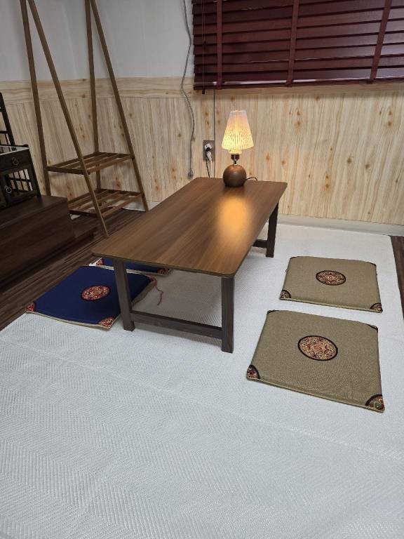 Korean traditional style house, near hongdae — photo 2