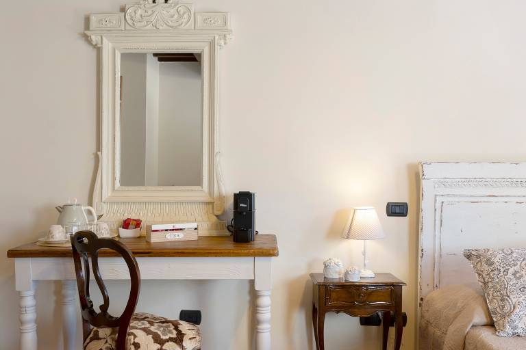 Private room with fast internet & garden | Garden view — photo 5