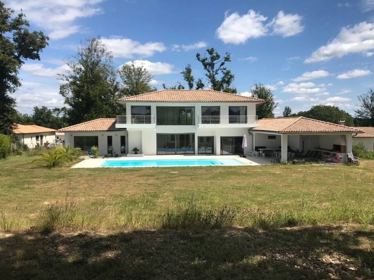Maison de vacances  La Brède