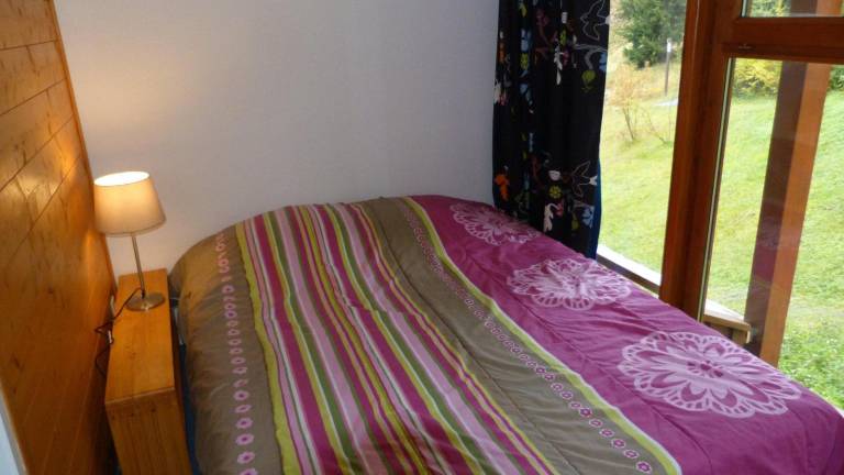 200m from resort center, 2nd floor, view mountain, tv, ski locker, 39m², Les Arcs in Bourg-Saint-Maurice