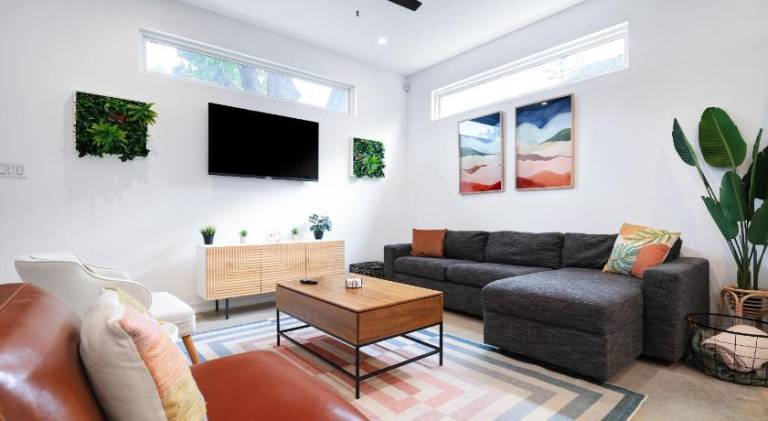 Vacation home | Perfect for remote work in San Antonio, TX