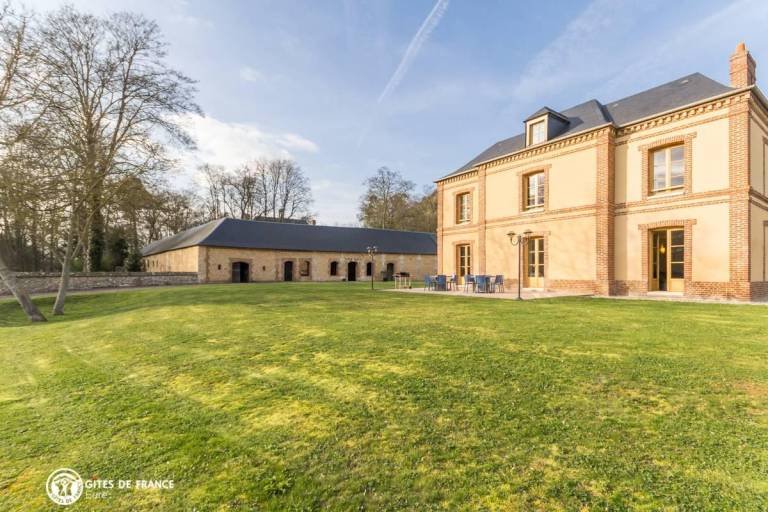 LA GRANDE MAISON