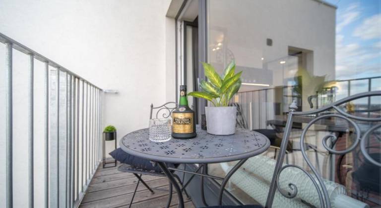 Holiday apartment | Close to Cathedral of St. Peter and Paul | Pets allowed — photo 5