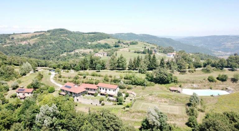 345 m&sup2; Ferienhaus