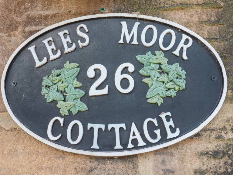Cottage with garden, patio & BBQ — photo 2