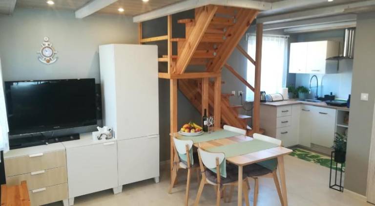 Vacation home with 2 rooms for 8 persons in Ustron