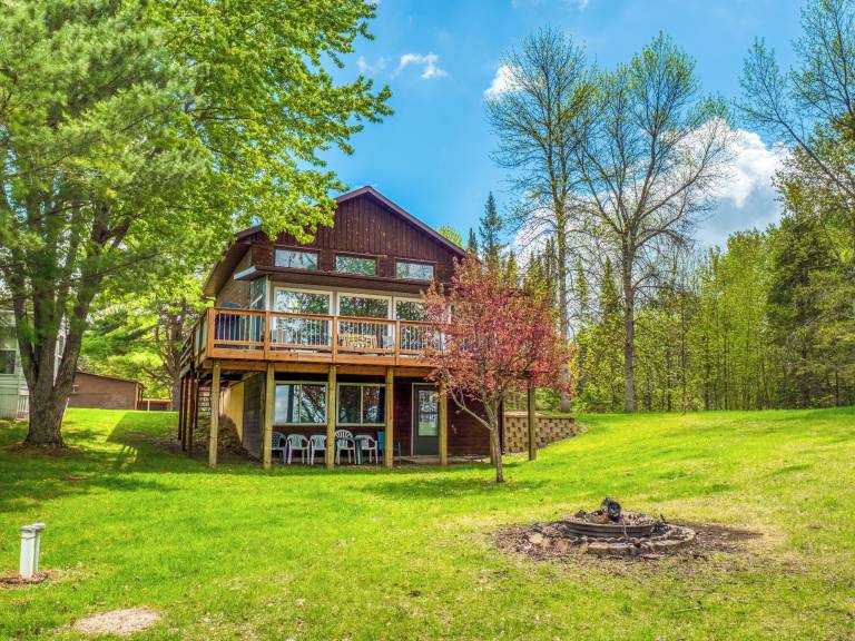 Cabin  Bemidji
