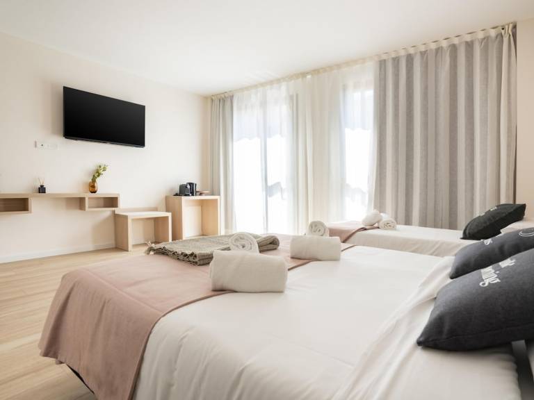 Aparthotel Badalona