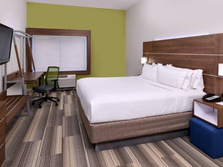Holiday Inn Express & Suites Raleigh NE Medical Ctr Area By IHG