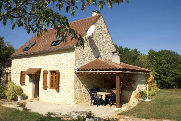 Children-friendly vacation home with grill, patio & yard | Nature view | Pets are welcome — photo 2