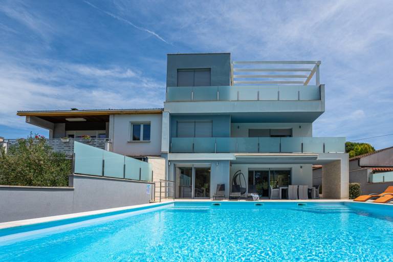 Villa Pula