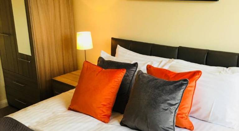 Apartment Epsom and Ewell