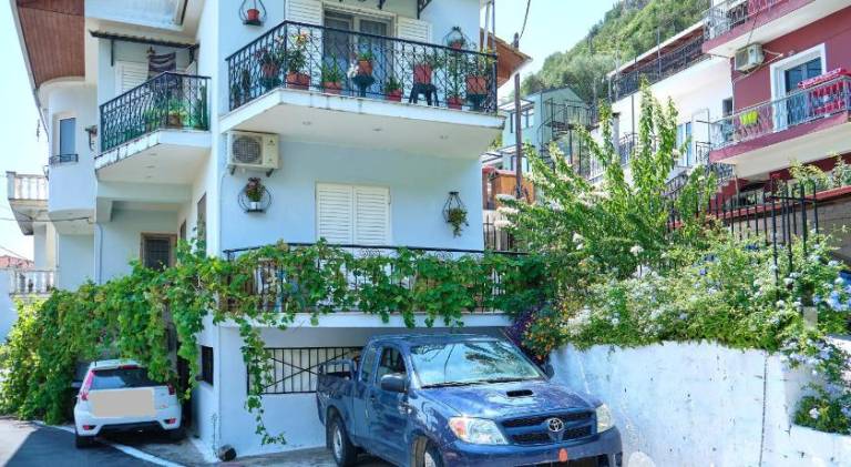 Holiday apartment with 2 rooms for 5 persons — photo 5
