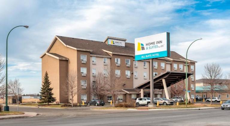 Home Inn & Suites Regina East — photo 4