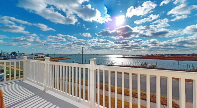 House | Pets are welcome in Absecon, NJ