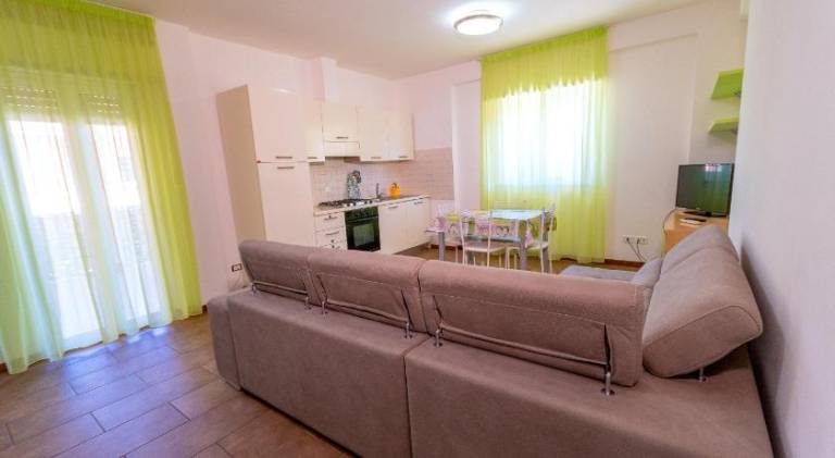 Holiday apartment with 2 rooms for 8 persons — photo 2