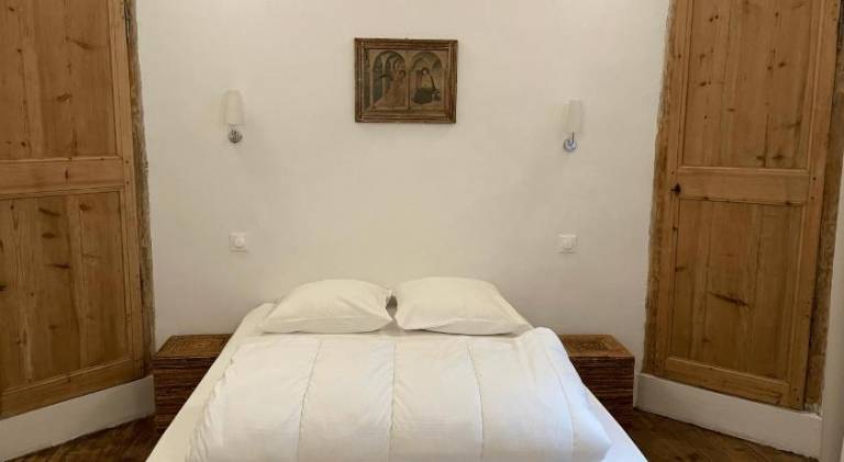 Fully equipped vacation home with terrace | Suitable for remote work | Pet-friendly in Cluny