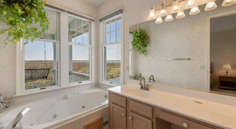 Charming house with hot tub | Dogs allowed — photo 2