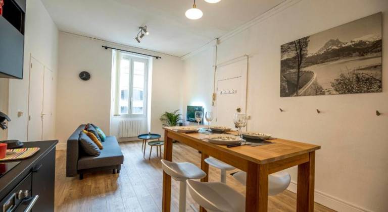 Apartment with 1 room for 4 persons — photo 2