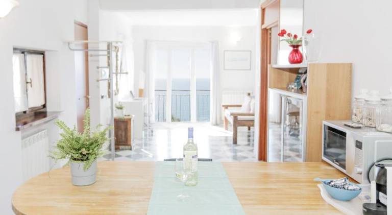 Rental apartment with garden & terrace — photo 3