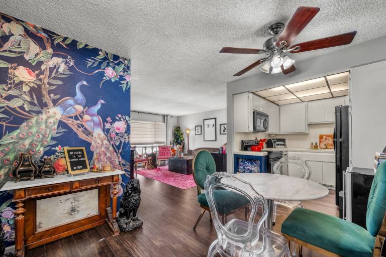 Condo  Park West