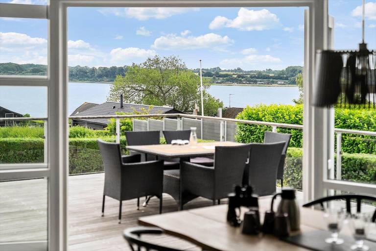 Fully equipped house with barbecue, patio & yard | Sea view | Close to the beach | Pet-friendly — photo 4