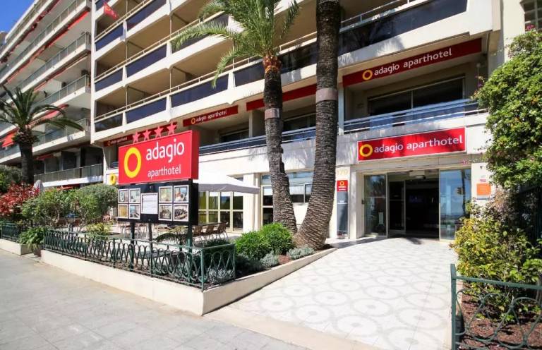 Aparthotel Adagio Nice Promenade des Anglais - 2 Rooms 4 People — photo 5