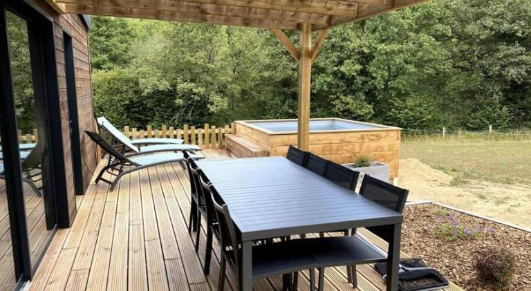 Lovely chalet with pool | Pet-friendly — photo 4