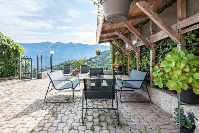 Apartment "Casa Vacanze Voiandes" with Mountain View, Balcony & Wi-Fi — photo 4