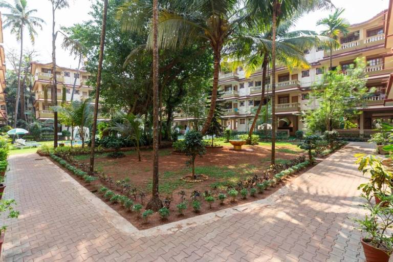 RoomzAway 4806 Enjoy Pool, WiFi, Kitchen & Parking — photo 2