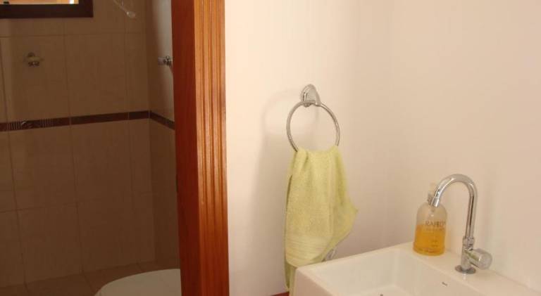 House with pool — photo 2