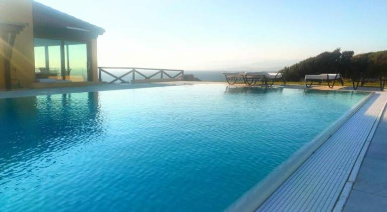 Children-friendly serviced apartment with yard, terrace & pool | Next to the beach | Pet-friendly — photo 4