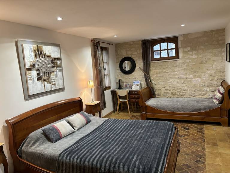 Bed & Breakfast  La Rochelle