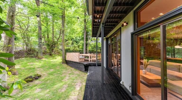 Pleasant villa with hot tub | Pet-friendly — photo 4