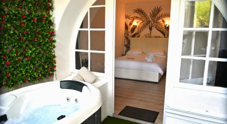 Les Jardins de Bormes, hotel adult only avec sauna & jacuzzi — photo 2