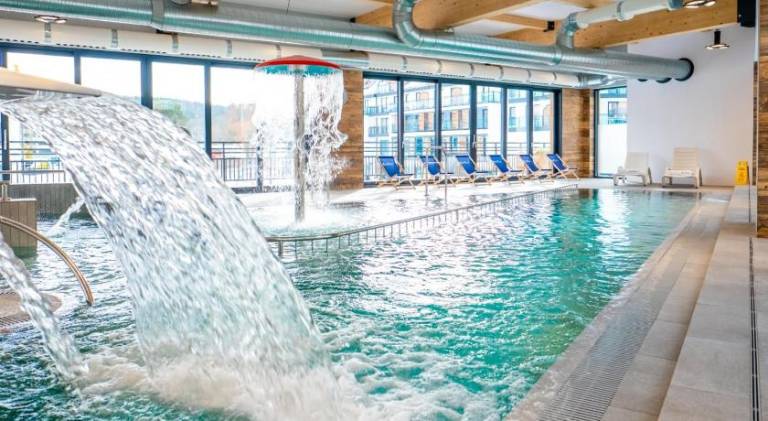 Holiday apartment with hot tub & pool — photo 3