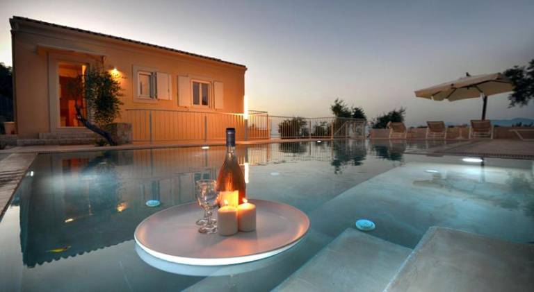 Ample villa with garden, private pool & patio | Perfect for remote work | Dogs allowed in Paxos