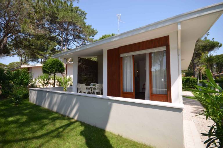 Rental apartment with barbeque, garden & terrace | Dogs allowed — photo 5