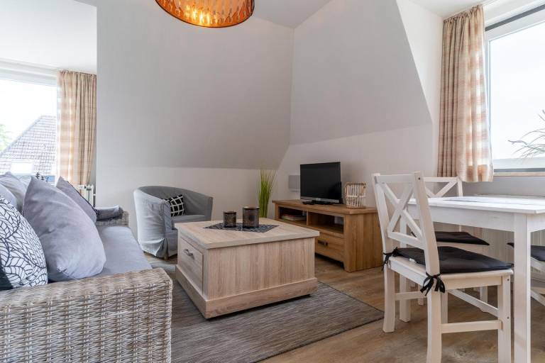 Geschmackvolle und moderne 2- Zimmerwohnung mit Balkon für 2 Personen — photo 3