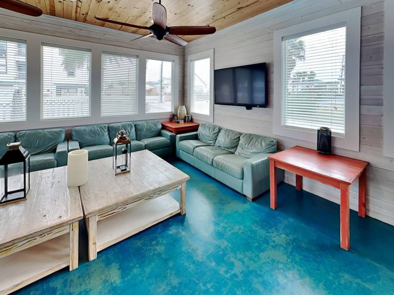 AVG6221-Beach Club 1 — photo 4
